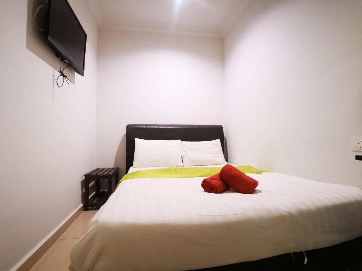 Clover Hotel Port Dickson Buitenkant foto