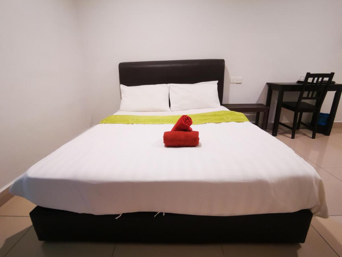 Clover Hotel Port Dickson Buitenkant foto
