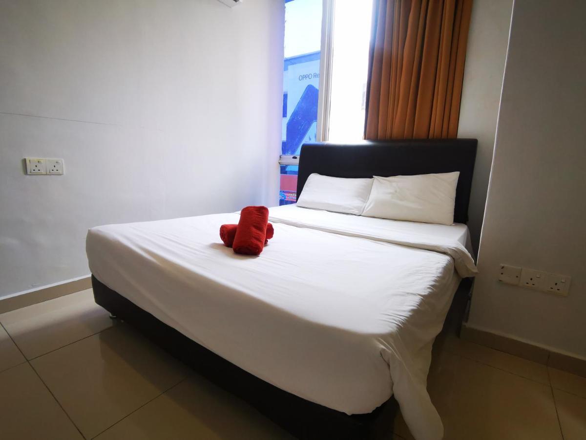 Clover Hotel Port Dickson Buitenkant foto